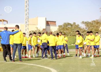 ابتسامة خالد جلال تزين مران الإسماعيلي قبل استئناف الدوري