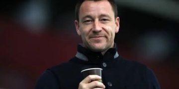 جون تيري يشيد بالمدرب الأسطوري الذي قاد تشيلسي