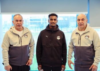 حسام وإبراهيم حسن يرحبان بـ هيثم حسن