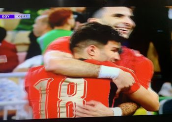 منتخب مصر يضرب مبكرًا أمام السعودية بثنائية عيسى وتريزيجيه في ودية جدة