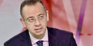 إشادة واسعة بأداء تامر صقر في تحليل مباراة مصر والسعودية