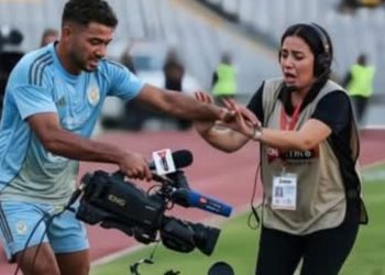 واقعة مثيرة في مباراة الأهلي وسيراميكا.. ياسر إبراهيم في مرمى الانتقادات