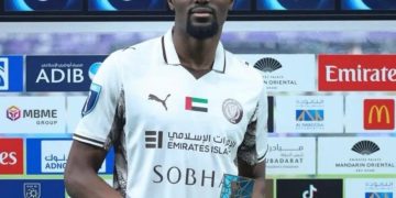 النصر الإماراتي يفسخ عقد برنارد منساه بالتراضي