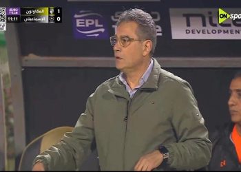 خالد جلال ينفجر ويهاجم التحكيم